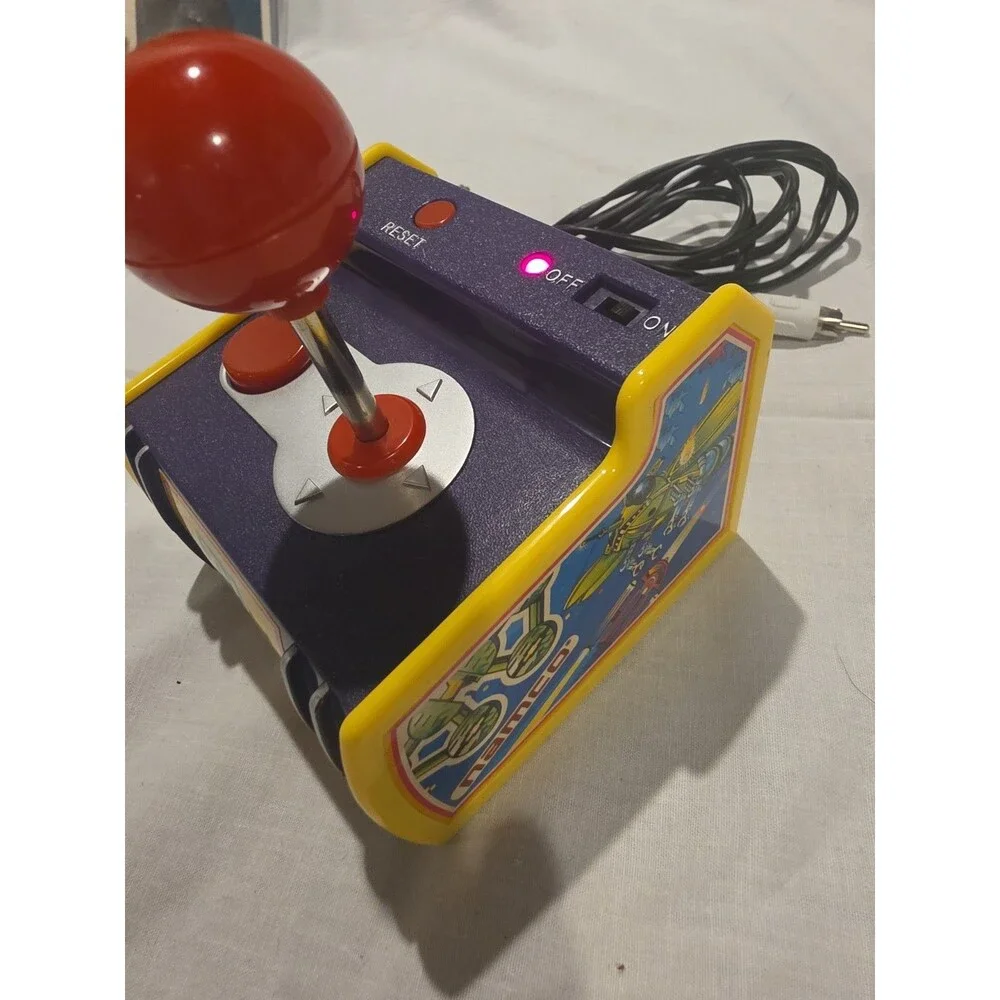 Jakks Pacific Namco Classics 5-in-1 TV Games Plug N Play Joystick 2003 Pac Man